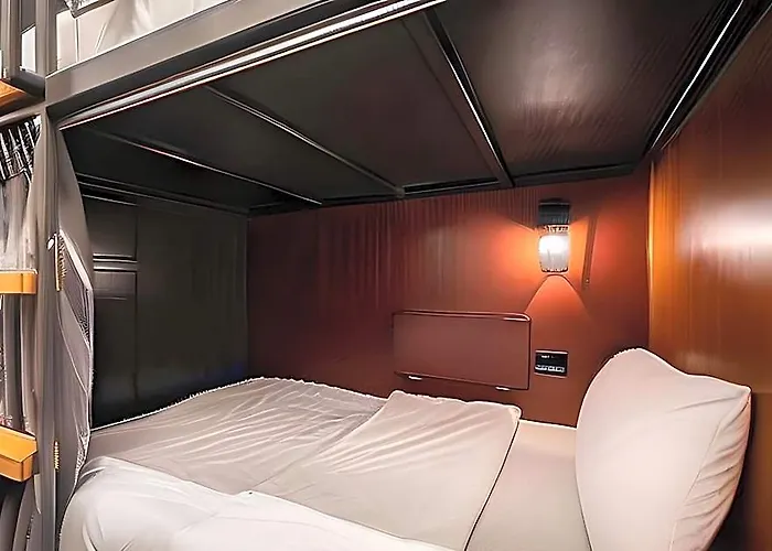 Luk Hostal Bangkok