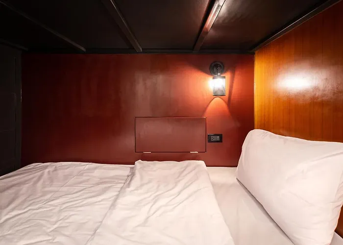 Hostal Luk Bangkok